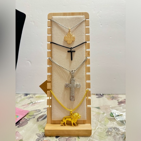 STATEMENT NECKLACE - Picture 12 of 13